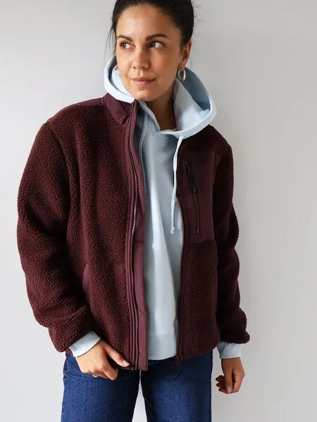 Kultgut Kultgut ProEarth- New Recycling Generation - Kuschelige Sherpa Fleecejacke / With Love, Dunkelrot, – Produktbild 7 von 8