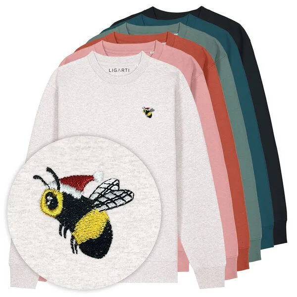 LIGARTI Bestickter Pullover – Esmeralda die Weihnachtsbiene – LIGARTI Tiermanufaktur, Waldgrün, – Produktbild 2 von 2