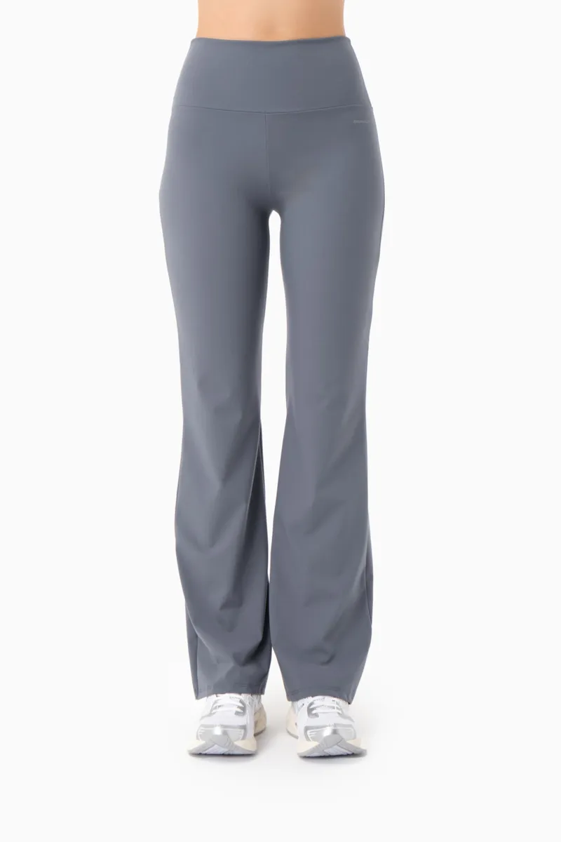 ORGANICATION ORGANICATION Damen vegan Hose Lavinn Soft Indigo, Dunkelblau, – Produktbild 2 von 2