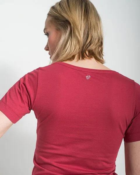 Alma & Lovis Alma & Lovis Basic T-Shirt aus 100% Bio-Baumwolle ‚Tee‘, Rot, – Produktbild 3 von 4