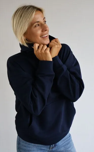 Kultgut Kultgut Weich & Kuschelig- Biofair- Goodness Oversize-Hoodie / Marie, Dunkelblau, – Produktbild 2 von 3