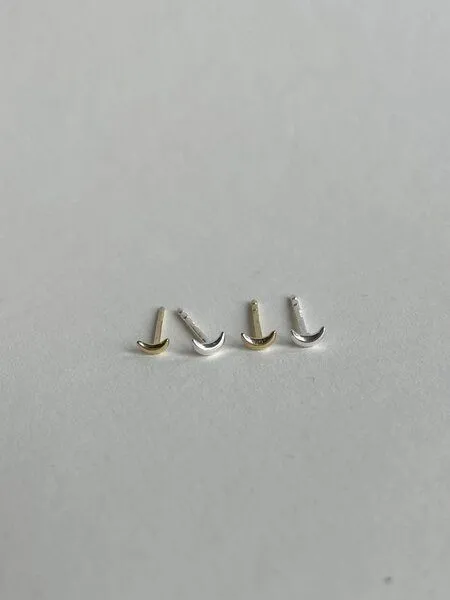 noemvri fashion label noemvri fashion label Mond Ohrstecker, Silber, – Produktbild 2 von 4