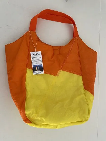 Skrabak Skrabak Upcycling-Tasche aus Segeltuch, Orange-gelb, – Produktbild 2 von 4
