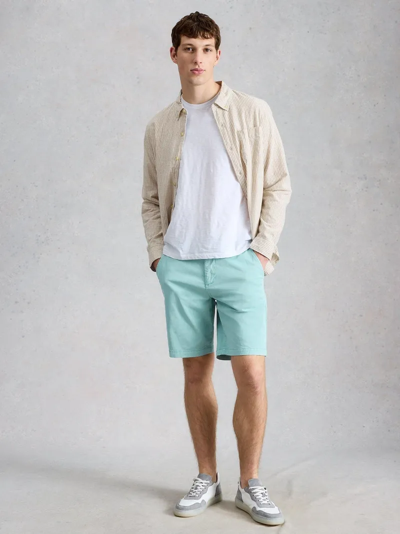 White Stuff Chino-Shorts aus Bio-Baumwolle - 38/R, Hellblau, – Produktbild 2 von 4