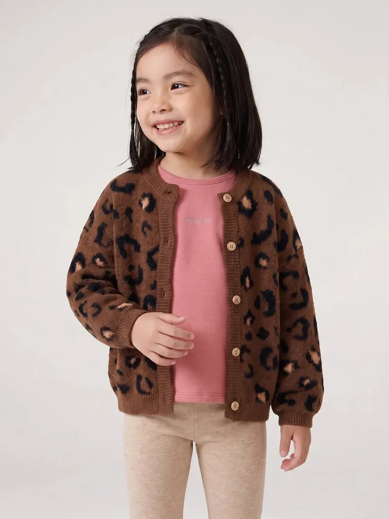 Vertbaudet Flauschige Mädchen Strickjacke mit Tiermuster leo, Braun leo, – Produktbild 1 von 4