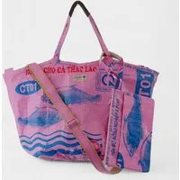 REFISHED fair fashion REFISHED fair fashion Tasche 'SOULMATE ZIP' Limitierte Edition! - upcycelte Fischfuttersäcke, #fish rosa-blau - black-hearts, – Produktbild 1 von 2