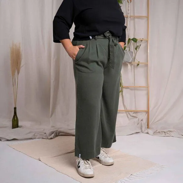 Vresh Clothing Vresh Clothing Vabiola - Culotte aus TENCEL (TM) Lyocell, Waldgrün, – Produktbild 5 von 6