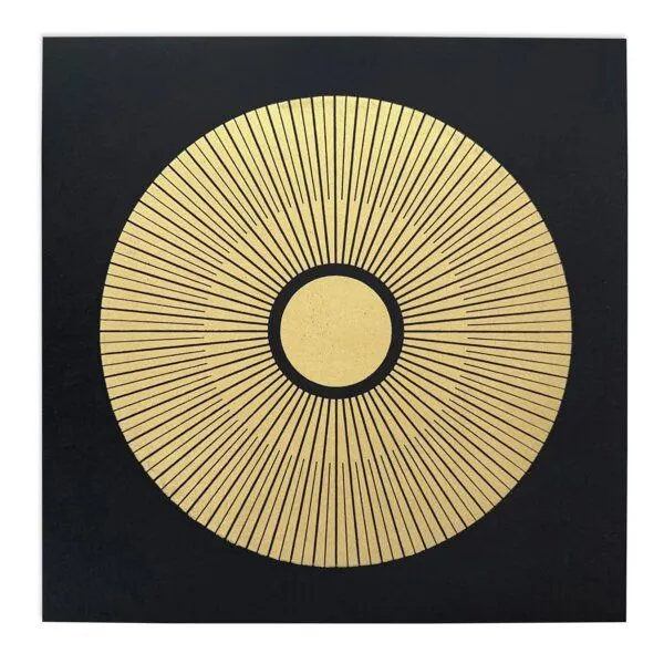 Veskor Cassiopeia Veskor Cassiopeia CENTRAL SUN Sonnen Linoldruck | 50 × 50 cm | Gold auf Schwarz – Produktbild 1 von 4