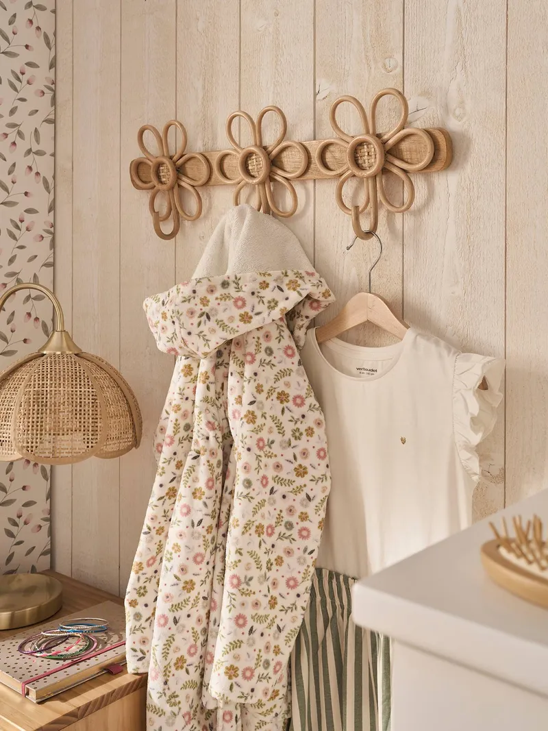 Vertbaudet Wandgarderobe aus Rattan mit 3 Blumen-Kleiderhaken, Braun, – Produktbild 1 von 4
