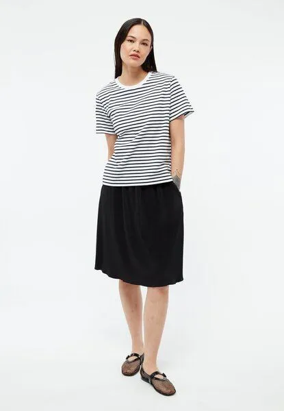 Givn Berlin Givn Berlin Gestreiftes T-Shirt GBJULIA aus Bio-Baumwolle, Black / white (stripes), – Produktbild 2 von 4