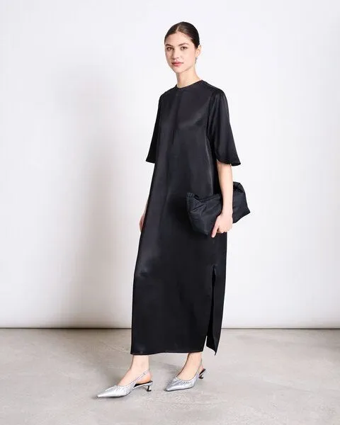 JAN N JUNE JAN N JUNE SILKY T-SHIRT KLEID CALEU, Black, – Produktbild 2 von 3