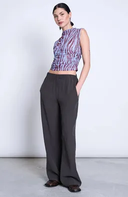 JAN N JUNE JAN 'N JUNE Damen vegan Hose Hava Crinkle Mud – Produktbild 1 von 1