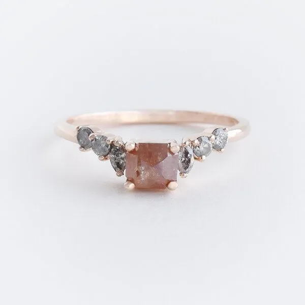 Eppi Eppi Goldener Ring mit Salt and Pepper Diamanten Jun – Produktbild 1 von 4