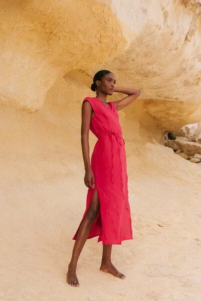 AmourLinen AmourLinen Wickelkleid aus Leinen AURORA, Viva magenta, – Produktbild 1 von 4