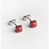 ALEXASCHA ALEXASCHA Geometrische Ohrstecker, Kirschrot (rot), – Produktbild 1 von 1