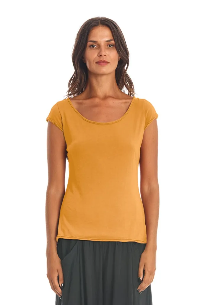 RAVENS VIEW IBIZA RAVENS VIEW IBIZA Damen vegan T-Shirt Boyfriend Gold Sand Gelb, Dunkelgelb, – Produktbild 1 von 1