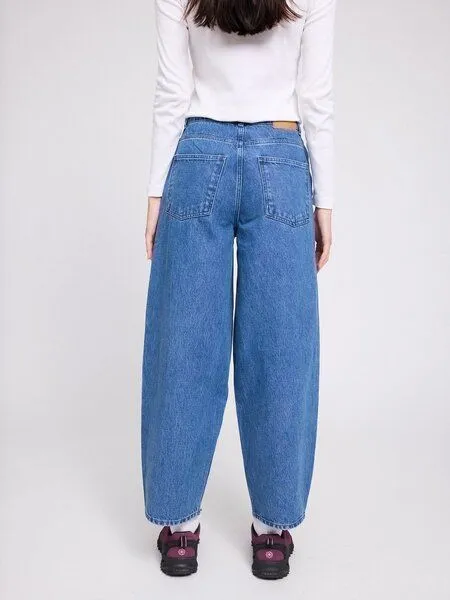 Mazine Mazine Damen Jeans im Barrel-Style aus 100% Bio-Baumwolle, Mid blue (blau), – Produktbild 2 von 4