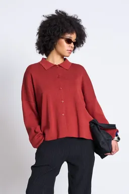 JAN N JUNE JAN 'N JUNE Damen vegan Strickjacke Anjo Mid Rot – Produktbild 1 von 1