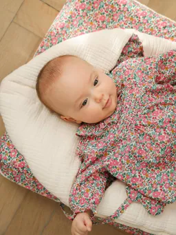 Envie De Fraise Baby Ausfahrsack aus Musselin ENVIE DE FRAISE personalisierbar hell – Produktbild 1 von 1