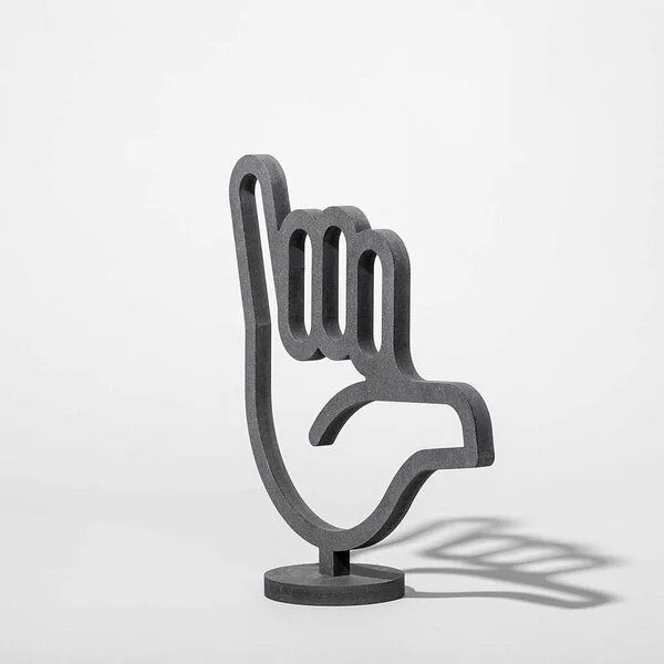 Fyngers Fyngers Dekorationsobjekt gefräst aus Valchromat - Modell Hang Loose – Produktbild 2 von 4