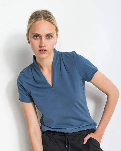 Alma & Lovis Alma & Lovis Kurzarmshirt aus Bio-Baumwolle | Short Kelch, Dunkelblau, – Produktbild 2 von 4