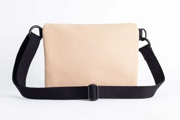 Faix-Design Faix-Design Bauchtasche aus recyceltem Polyester / transparent, Beige, – Produktbild 2 von 3