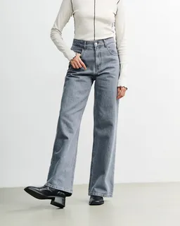 Rotholz Rotholz Damen vegan Jeans Mit Ausgestelltem Bein, Grau – Produktbild 1 von 1
