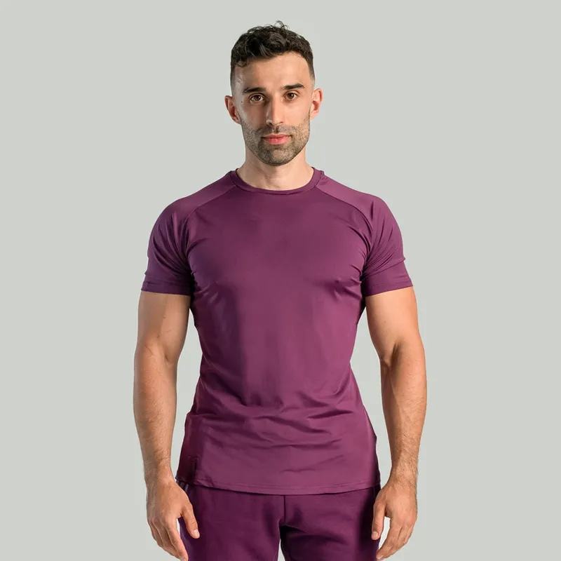 GymBeam OG1 STRIX Ultimate T-shirt in Plum M – Produktbild 1 von 1