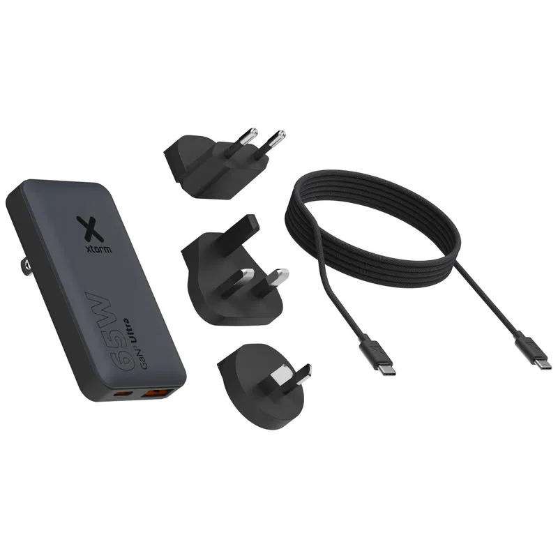 Xtorm XTORM 65W FAST TRAVEL CHARGER + CABLE + ESSENTIALS BAG – Produktbild 1 von 1