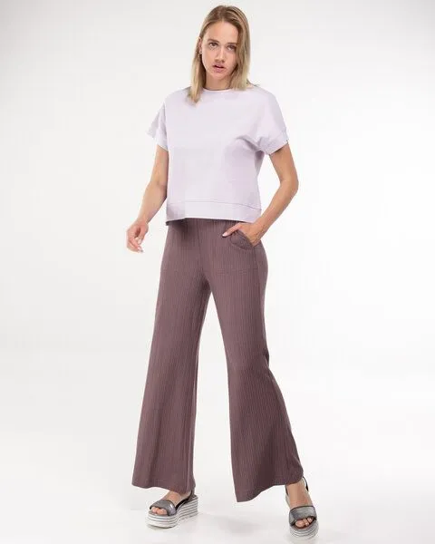 Alma & Lovis Alma & Lovis Kurzarmsweat aus Bio-Baumwolle | Cosy Shirt, Lilac (lila), – Produktbild 3 von 4