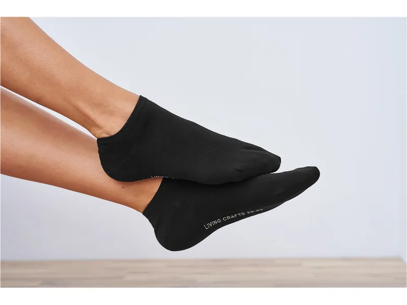 Living Crafts Living Crafts - Damen Sneaker-Socken, 2er-Pack (98% Bio-Baumwolle; 2% Elasthan), Schwarz, – Produktbild 3 von 4