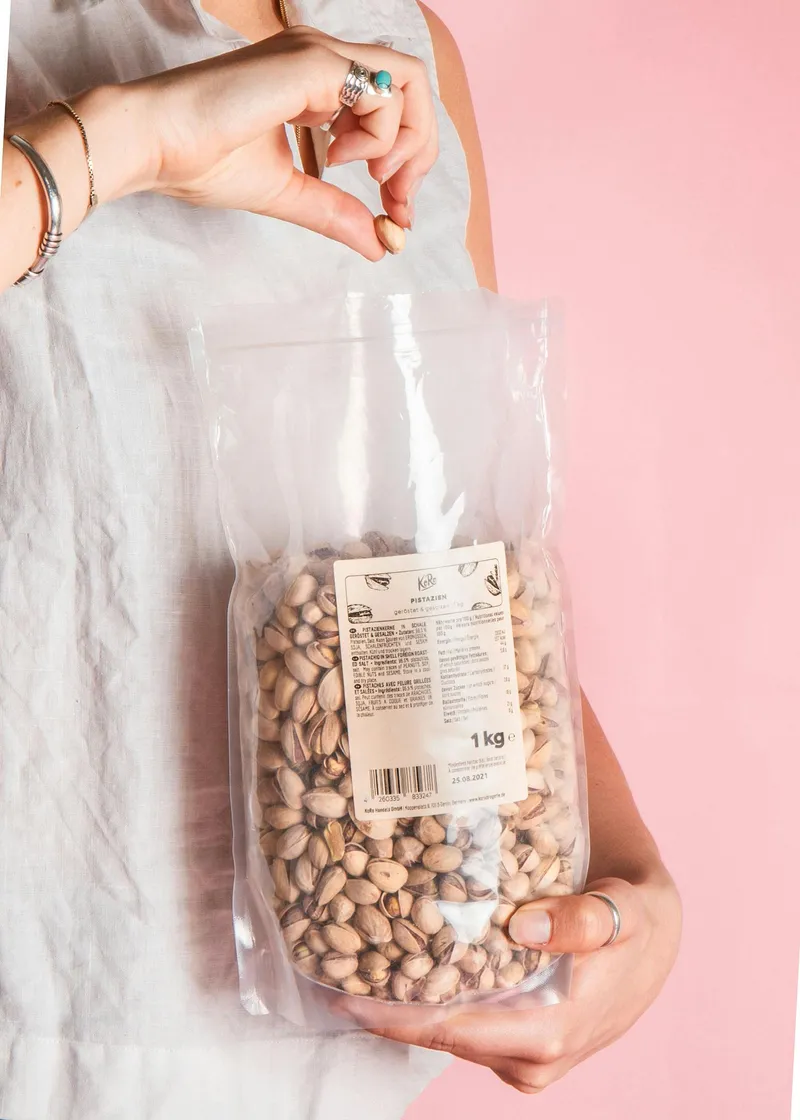 KoRo Geröstete und gesalzene Pistazienkerne 1 kg – Produktbild 5 von 5
