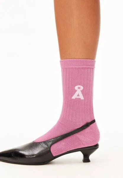 ARMEDANGELS ARMEDANGELS SAAMUS BOLD Unisex Socken aus Bio-Baumwoll-Mix, Washed berry, – Produktbild 1 von 4