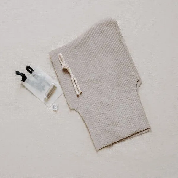 FINO & Stitch FINO & Stitch DIY Nähset Jogger Pants Cord Bio-Baumwolle - zugeschnitten, Grau, – Produktbild 4 von 4