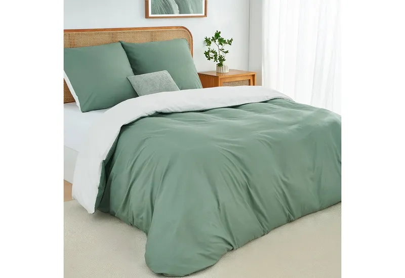 Topfinel Bettwäsche 135x200cm 4 teilig winterbettwäsche mit reißverschluss bügelfrei wärm, satin, 2 teilig, kühlende bettwäsche 135 x 200 Salbeigrün Weiß wendebettwäsche boho, Grün, – Produktbild 1 von 5