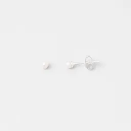 fejn jewelry fejn jewelry Ohrringe 'tiny pearl' – Produktbild 1 von 1