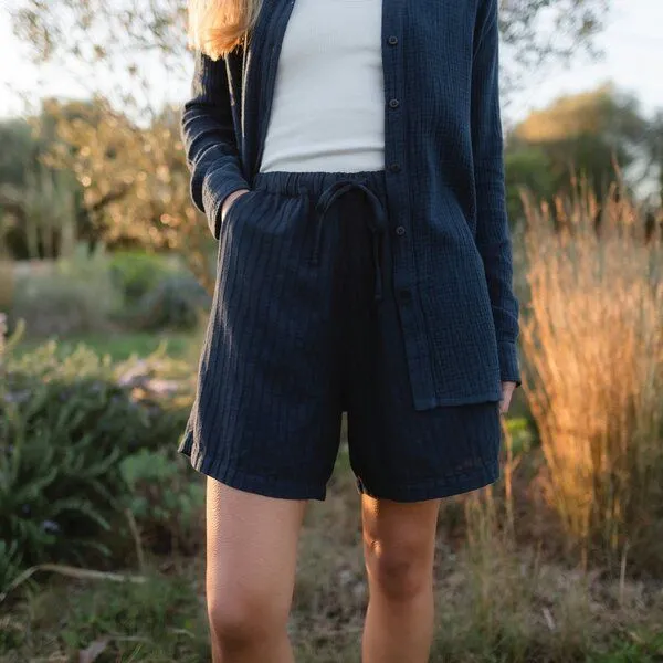 NORDLICHT NORDLICHT Shorts Tinja mit Streifen, Marineblau, – Produktbild 3 von 4