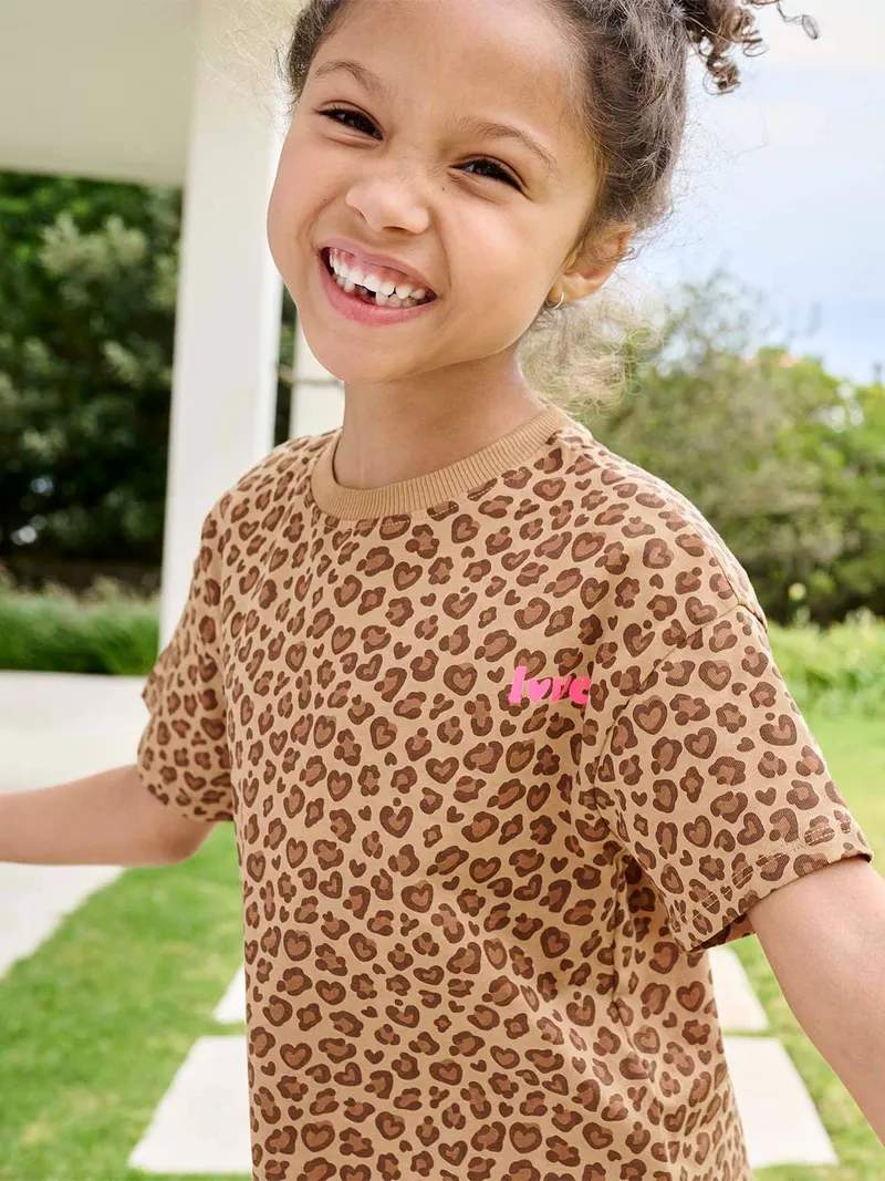 Vertbaudet Bedrucktes Mädchen T-Shirt, Beige/leo, – Produktbild 1 von 4