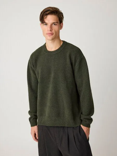KnowledgeCotton Apparel KnowledgeCotton Apparel Strickpullover aus Soufflé-Garn aus recyeltem Polyester, Grün-forest-night, – Produktbild 1 von 2