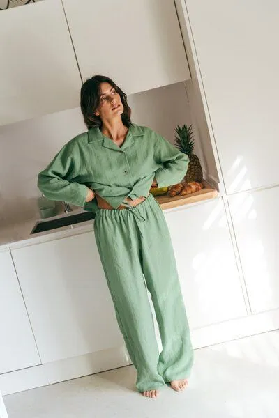 AmourLinen AmourLinen Langarm-Pyjama-Set Snooze, Matcha grün, – Produktbild 4 von 4