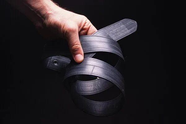 ARTHURKOPF ARTHURKOPF Gürtel aus Fahrradschlauch – Produktbild 7 von 8