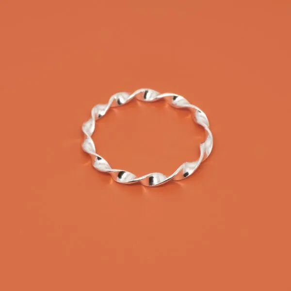 fejn jewelry fejn jewelry Ring 'twisted', Silber, – Produktbild 1 von 3