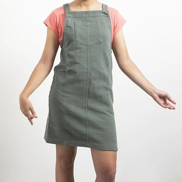 The Driftwood Tales The Driftwood Tales Latzkleid aus Sweatshirtstoffabfällen, Armygrun, – Produktbild 1 von 4