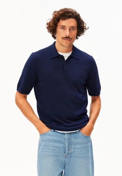 ARMEDANGELS ARMEDANGELS KNIT POLO Herren Strick-Polo aus 100% Bio-Baumwolle, Tinted navy, – Produktbild 1 von 4