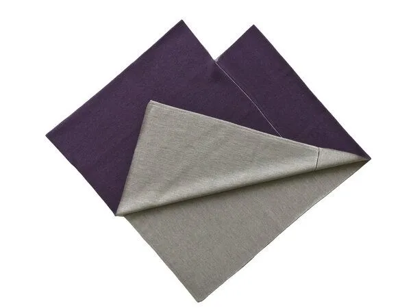 austriandesign.at austriandesign.at DreieckPoncho reversibel aus extrafeiner Merinowolle, Violett/grau, – Produktbild 1 von 4