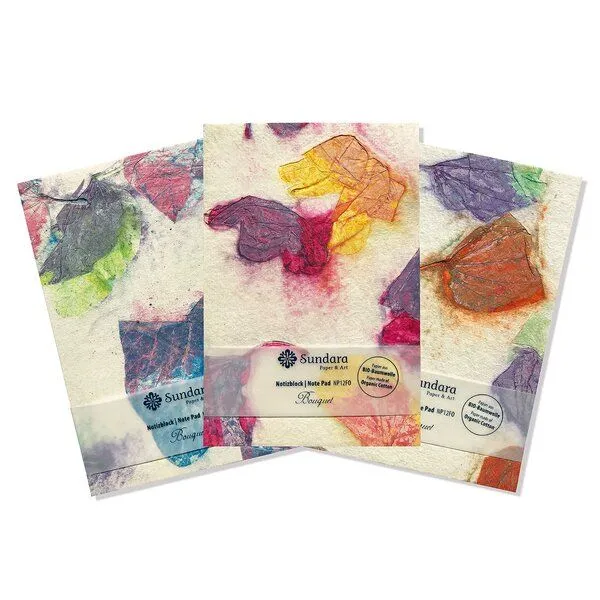 Sundara Sundara Notizblock "Bouquet" – handgeschöpftes Biobaumwoll-Papier, Indigo, – Produktbild 2 von 2
