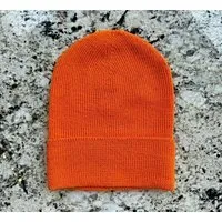 TINKU -Celebrating Bolivian Heritage TINKU -Celebrating Bolivian Heritage 100% Baby Alpaka Beanie Mütze (ILLIMANI) aus Bolivien (Handgestrickt) – Produktbild 1 von 1