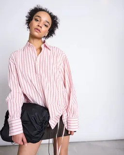 JAN N JUNE JAN 'N JUNE Damen vegan Hemd Mit Raffungen Ziba Blassrosa Gestreift – Produktbild 1 von 1