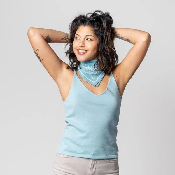 trueStory trueStory Bio-Damen-Stricktop 'FIANNA' mit V-Ausschnitt, Light blue, – Produktbild 5 von 5