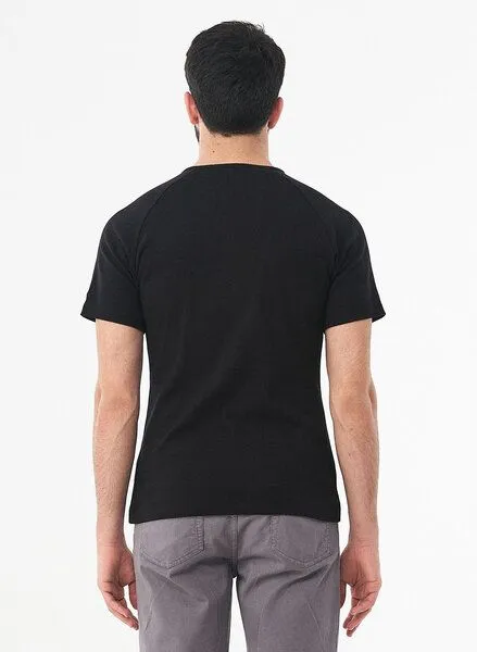 ORGANICATION ORGANICATION Henley-Shirt aus Bio-Baumwolle mit Raglanärmeln, Black, – Produktbild 4 von 4